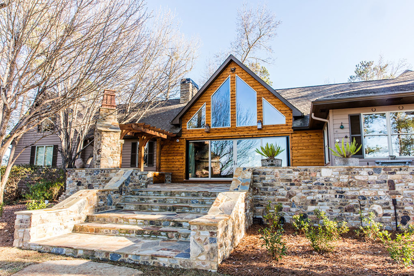 Trillium, Lake martin Till Properties