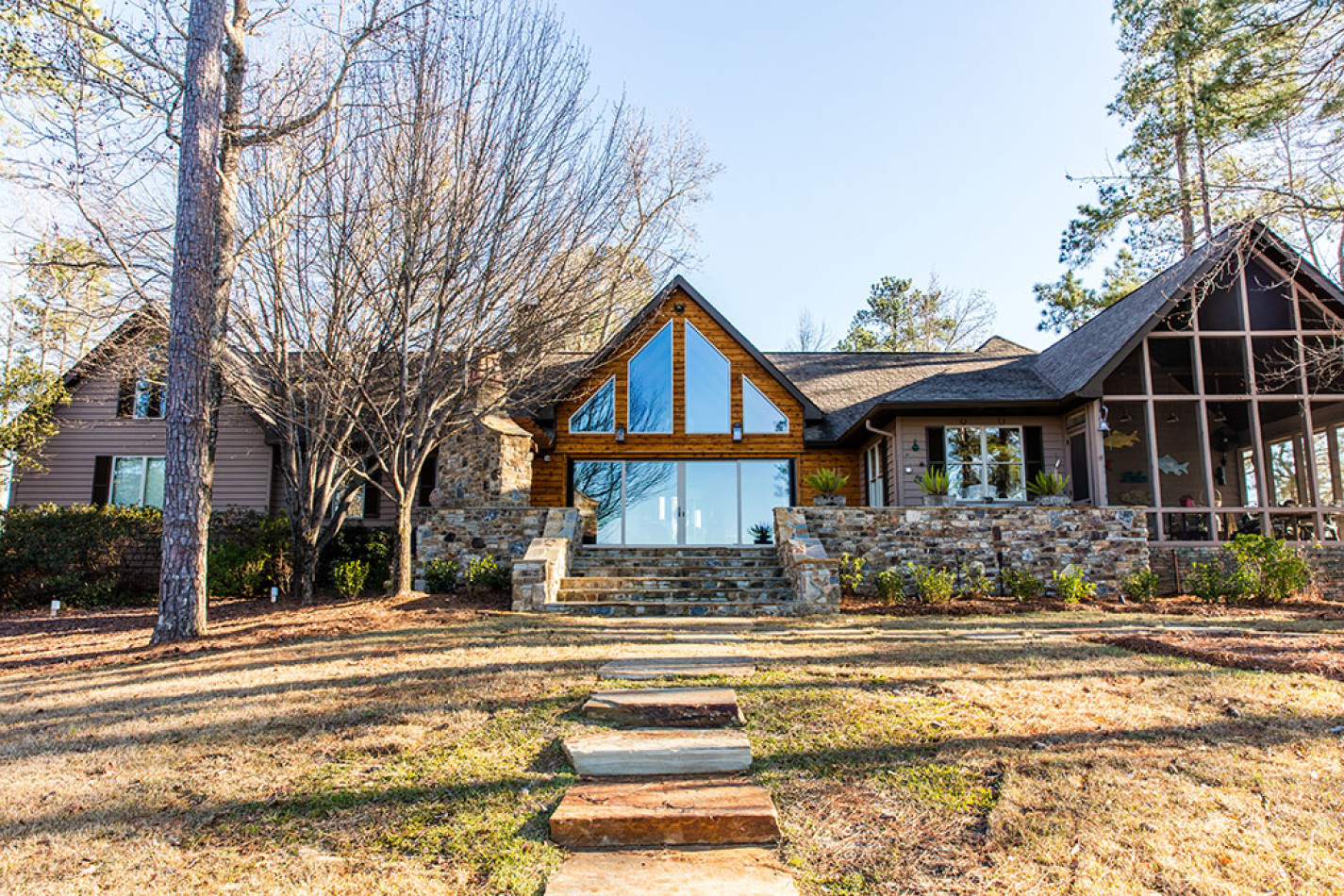 Trillium, Lake martin Till Properties