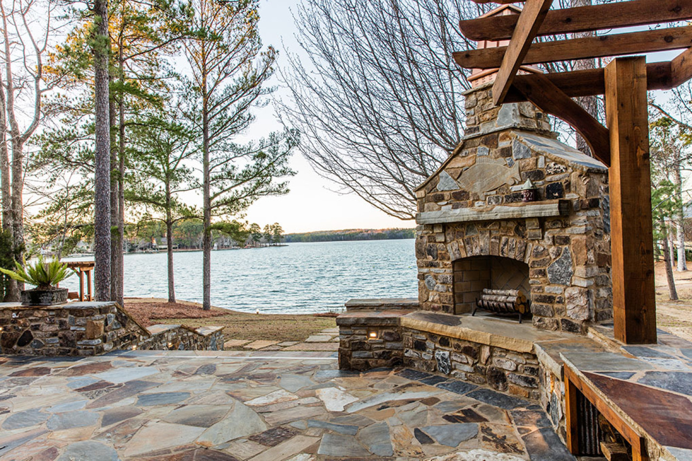 Trillium, Lake martin Till Properties